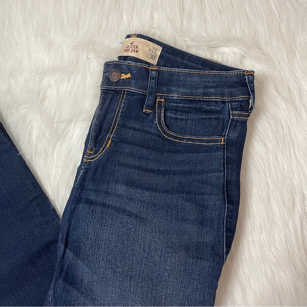 Hollister Skinny Jean - Picture 2 of 5